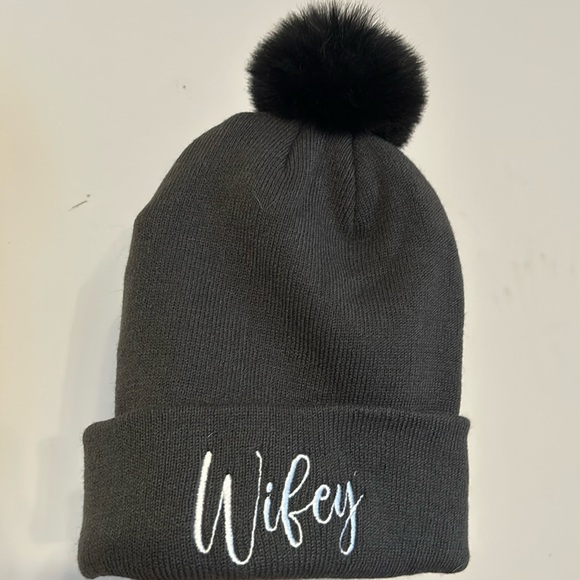 dark gray “wifey” beanie - Picture 1 of 2